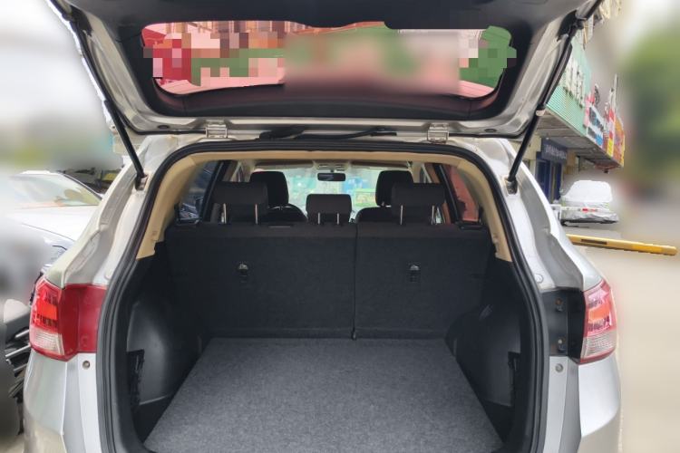 Used Dongfeng Aeolus AX7 2015 2.0L Automatic Zhiyue Version Trunk