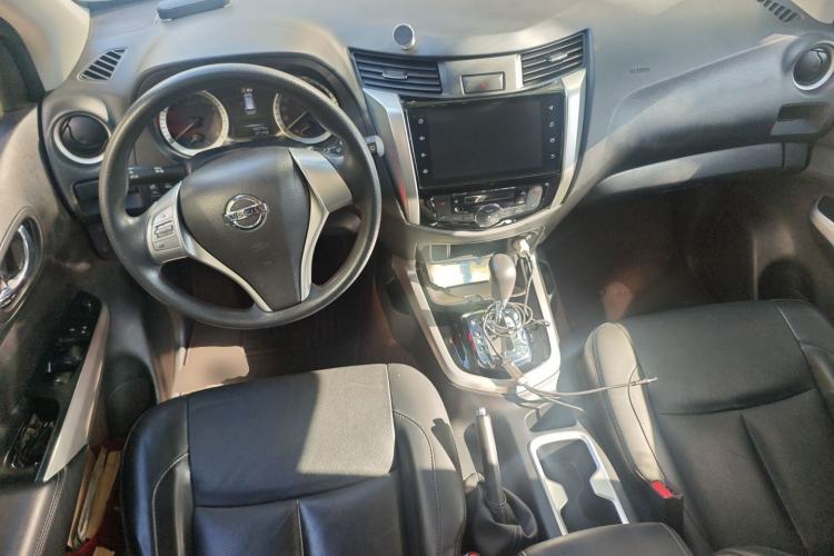 Used Nissan Terra 2020 2.5L XL Upper Automatic Two-Wheel Drive Luxury Edition
