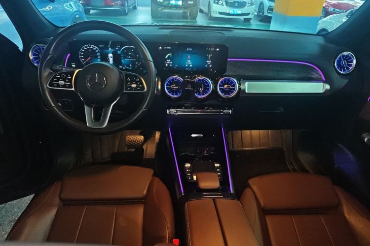 Used Mercedes-Benz GLB 2022 Updated GLB 200 Fashion Edition