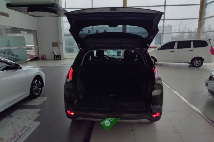 Used Peugeot 3008 2016 1.6THP Automatic Classic Edition
