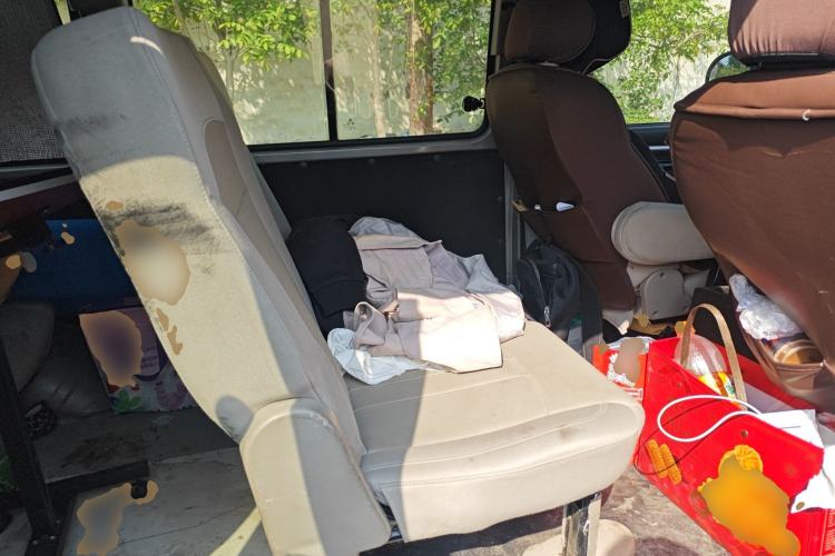 Used FORTHING Lingzhi 2022 M5L 1.6L Utility Model 7 Seats Left Rear Seat