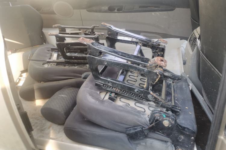 Used FORTHING Lingzhi 2015 M5 Q7 2.0L 7-seat Long-Wheelbase Comfort Model
