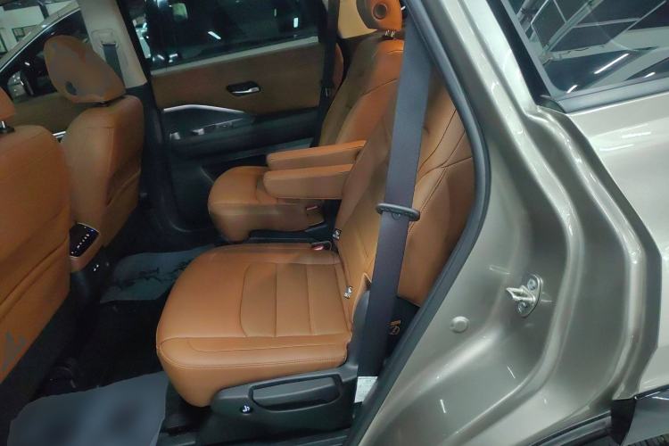 Used Nissan Pathfinder 2024 380 VC-TURBO Four-Wheel Drive Intelligent Driving Version 6 Seats Left Rear Seat