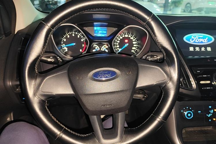 Used Ford Focus 2017 Hatchback 1.6L Automatic Comfort Plus SmartDrive Edition Steering Wheel