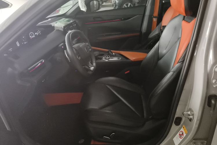 Used CHANGAN UNI-V 2022 1.5T Smart Navigation Version
