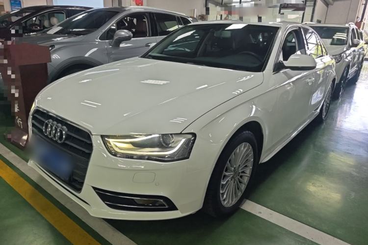 Used Audi A4L 2015 35 TFSI Automatic Comfort Model Guazi used car, China used car export, Used car for sale, Used cars, Cheapest cars for sale