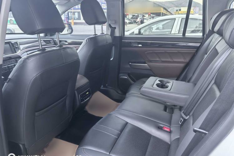 Used GAC Trumpchi GS8 2017 320T Two-Wheel Drive Luxury Edition (7 Seats)
