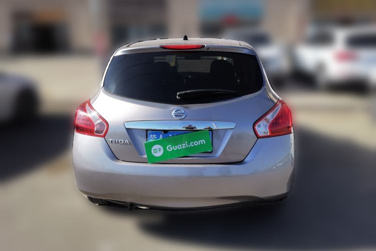 Used Nissan Tiida 2011 1.6L Manual Smart Version
