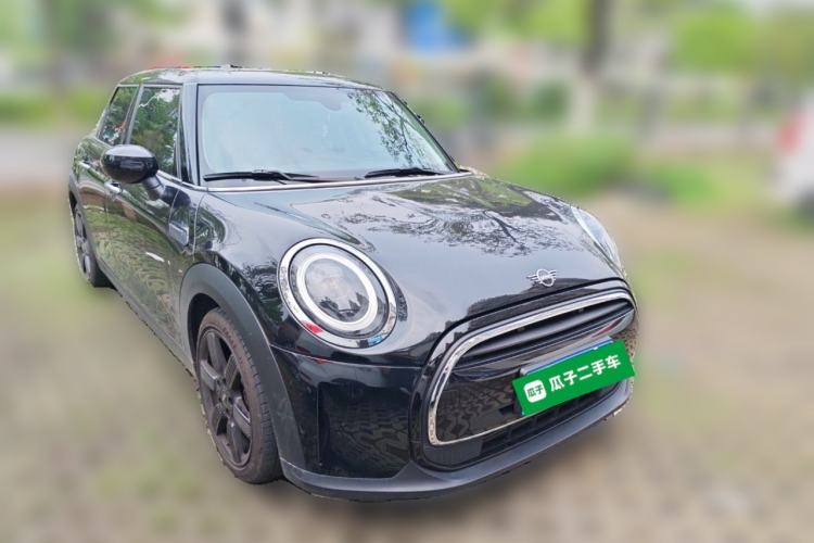 Used MINI 2023 Updated 1.5T COOPER Artist Five-Door Edition Front Right 45 Deg