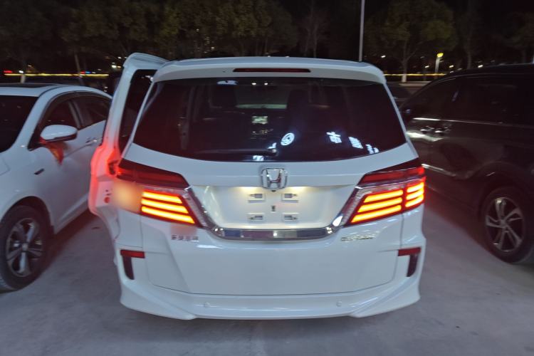 Used Honda Elysion 2016 2.4L Luxury Edition