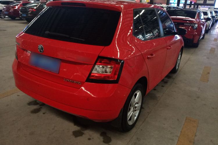 Used Skoda Fabia 2017 1.4L Automatic Car Enjoy Edition
