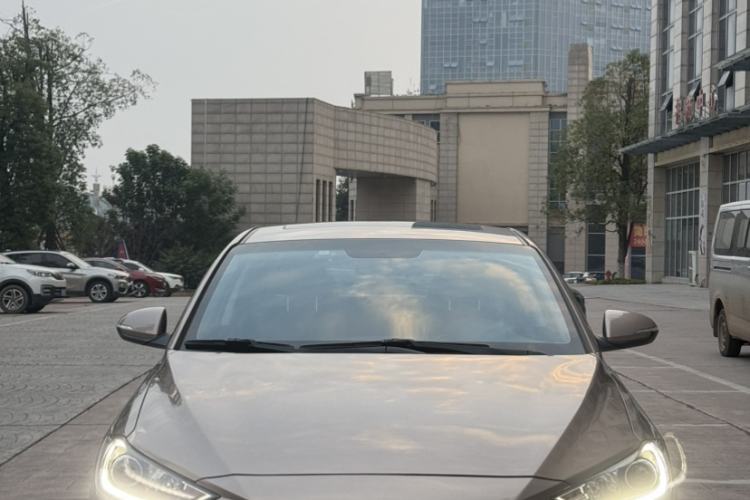 Used Hyundai Elantra (6th Generation / Lingdong) 2016 1.6L Automatic ZhiXuan · Luxury Version Exterior 9