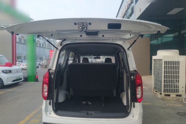 Used Wuling Hongguang New Energy 2024 All-Electric Model 300KM Practical Version