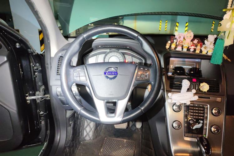 Used Volvo XC60 2013 T5 Zhiya Edition Steering Wheel
