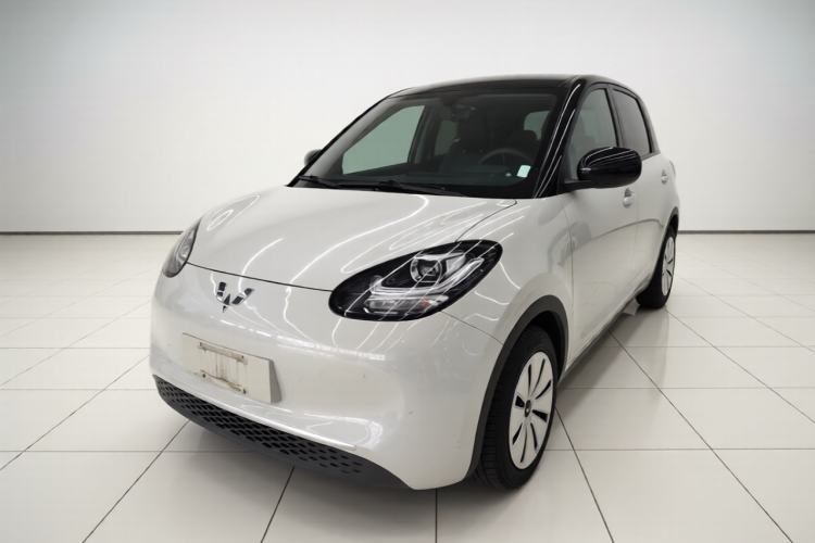 Used Wuling Bingo 2023 203km Light Edition Guazi used car, China used car export, Used car for sale, Used Wuling cars, Cheapest cars for sale, Electric vehicle, New energy car