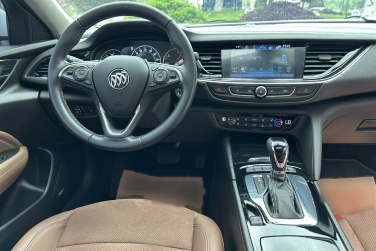 Used Buick Regal 2019 28T Luxury Edition China VI Interior 7