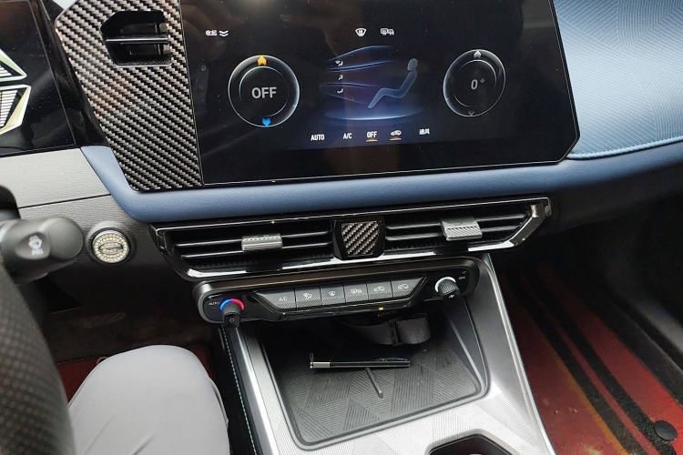 Used GAC Trumpchi GS3 2023 Shadow Speed 270T Enjoyment Edition Audio And AC Panel