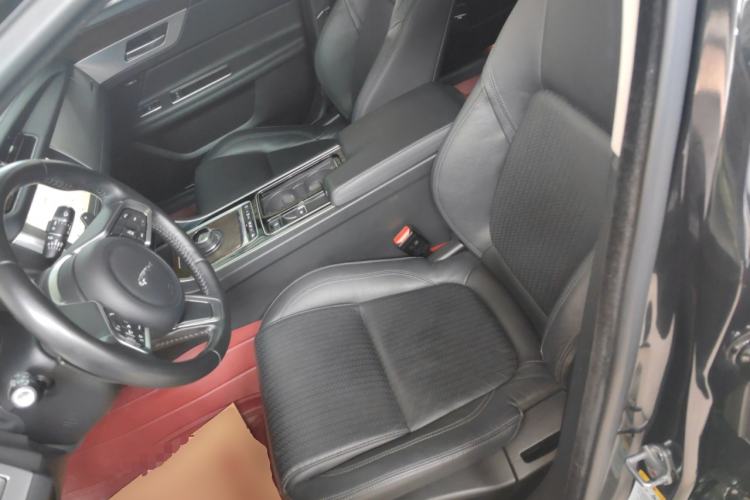 Used Jaguar XFL 2019 XFL 2.0T 250 PS Two-Wheel-Drive Luxury Edition Left Front Seat