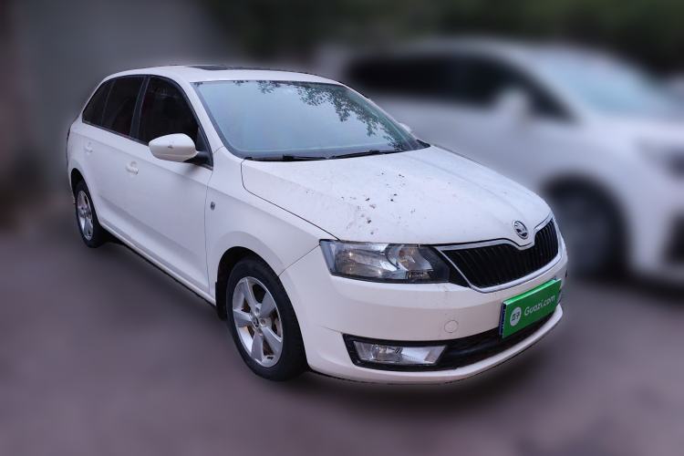 Used Skoda Rapid Spaceback 2016 Revised 1.6L Manual Chuanxing Edition