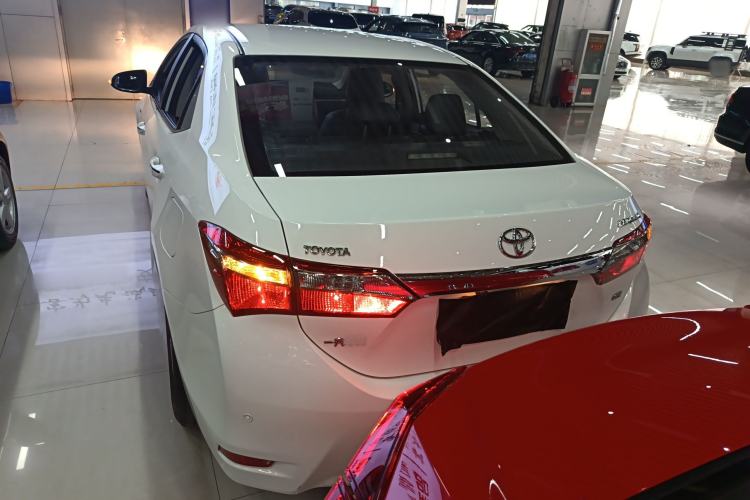 Used Toyota Corolla 2017 Revised Version 1.6L S-CVT GL Rear
