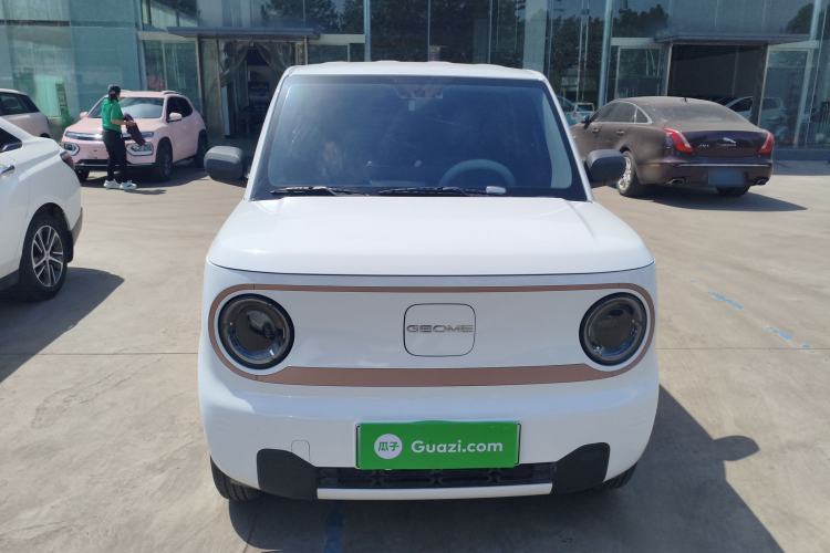 Used Geely Galaxy Panda 2024 Panda Mini 200km Endurance Bear
