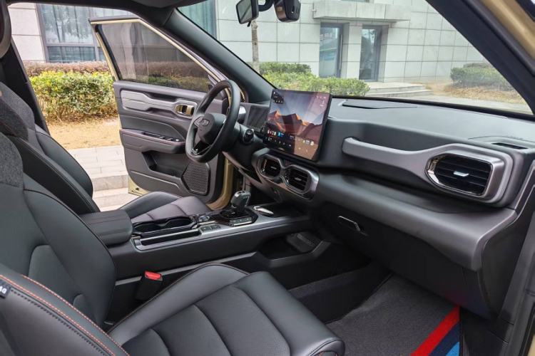 Used Geely Auto Cowboy 2025 1.5TD Trendy Play Edition