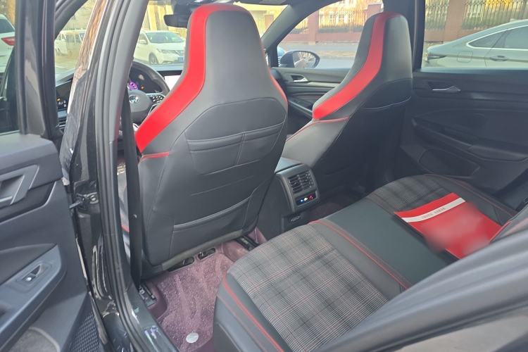 Used Volkswagen Golf GTI 2021 Facelift 380TSI DSG GTI Interior 8