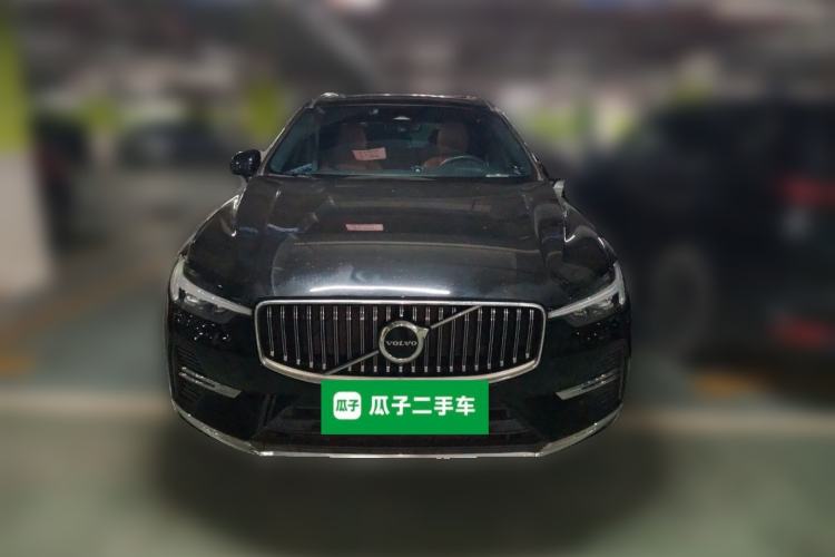 Used Volvo XC60 2023 B5 4x4 Smart Luxury Edition Front
