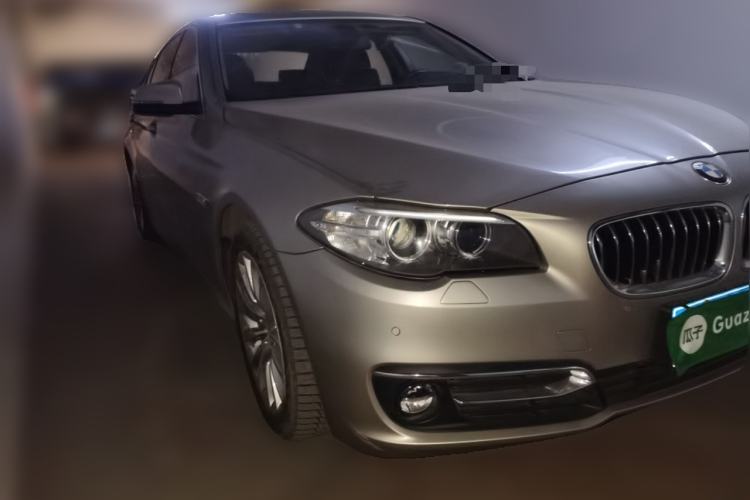 Used BMW 5 Series 2014 525Li Luxury Design Package
