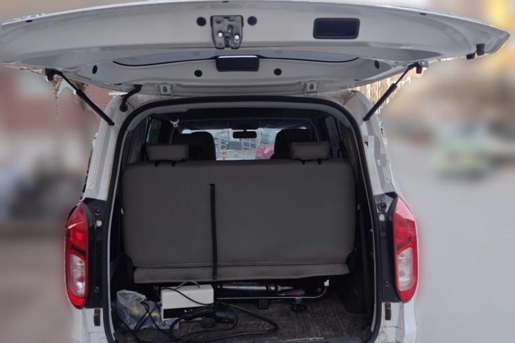 Used Wuling Hongguang New Energy 2025 Extended-Range Hybrid 50KM Comfort Version Trunk