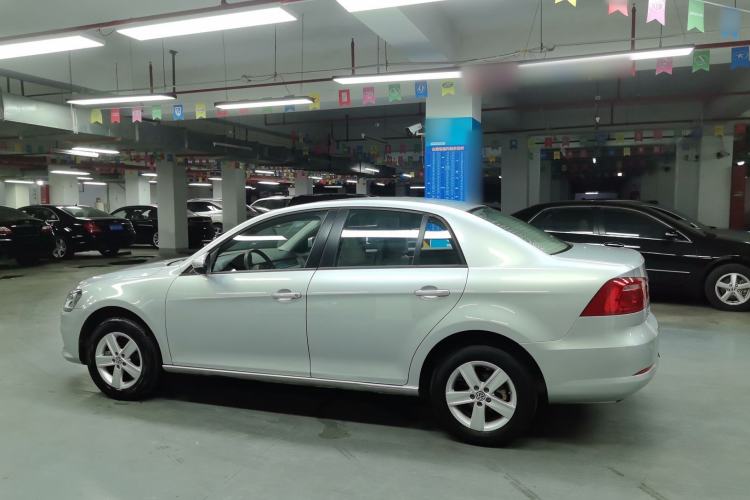 Used Volkswagen Bora 2014 1.6L Automatic Fashion Model Exterior 3