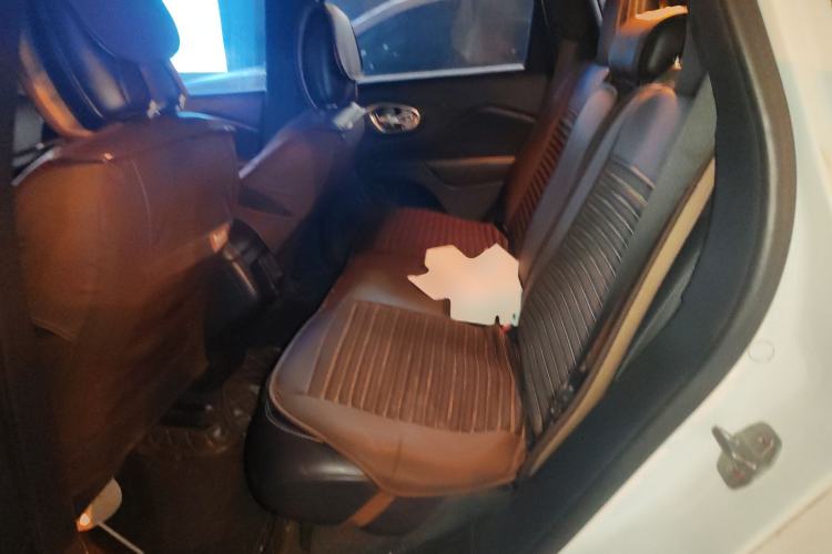 Used Jeep Cherokee 2016 2.4L Leading Smart Version
