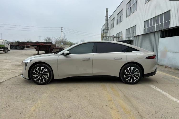 Used Buick L7 2025 Model Luxury Edition
