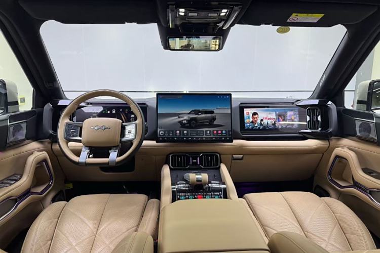 Used Formula Leopard Leopard 8 2025 Smart & Brave Flagship Edition 6 Seats