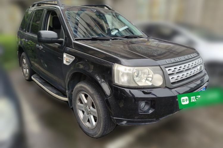 Used Land Rover Freelander 2 2011 2.2T SD4 SE Diesel Edition Front Right 45 Deg