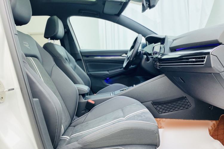 Used Volkswagen Golf 2021 280TSI DSG R-Line Interior 3