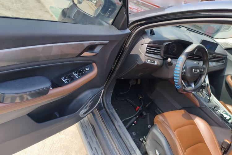 Used Geely Auto Vision X6 2021 PRO 1.4T Automatic Prestige Model