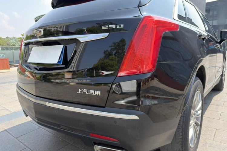 Used Cadillac XT5 2018 25T Luxury Model