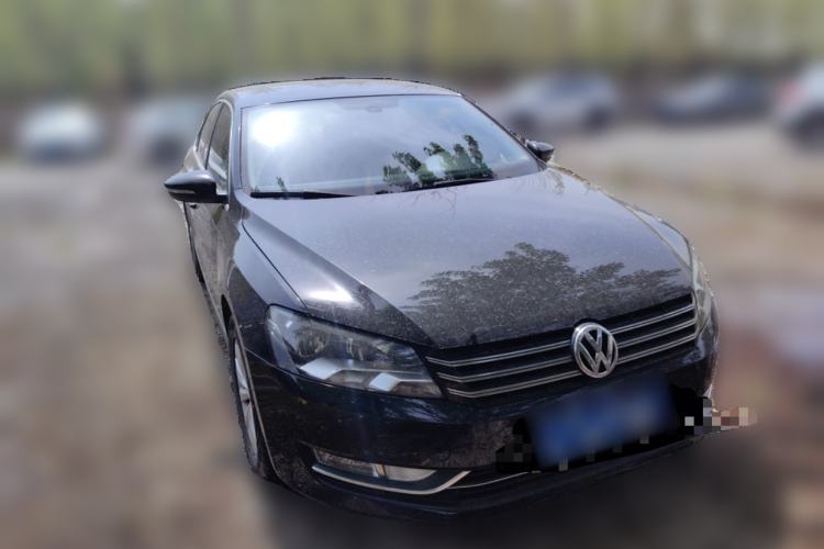 Used Volkswagen Passat 2013 1.8TSI DSG Prestige Edition Front Right 45 Deg