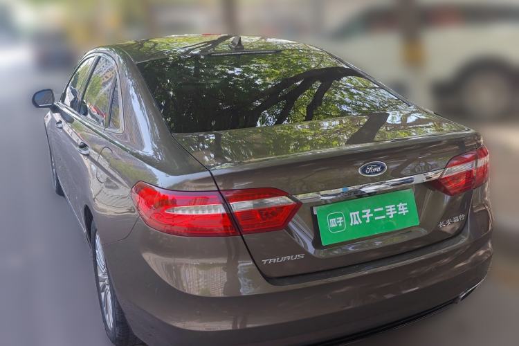 Used Ford Taurus 2015 EcoBoost 245 Luxury Model
