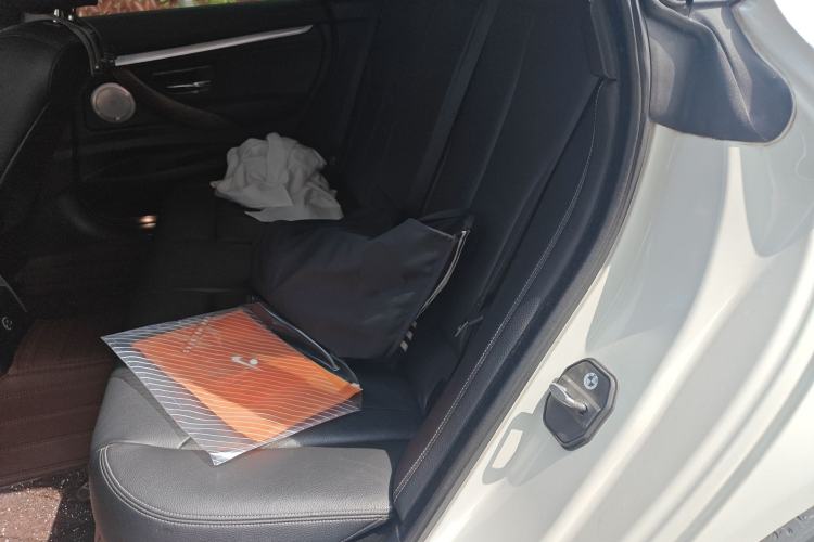 Used BMW 3 Series GT 2013 320i Sport Design Package Left Rear Seat