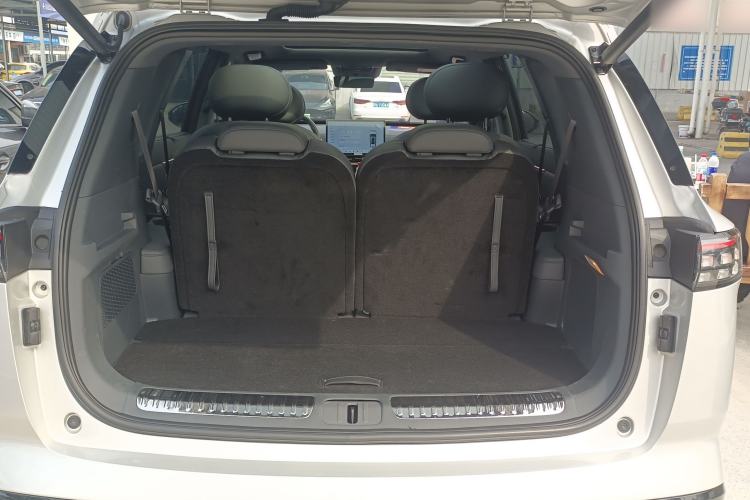 Used Dongfeng eπ eπ008 2024 210Max Range-Extended Version 6 Seats
