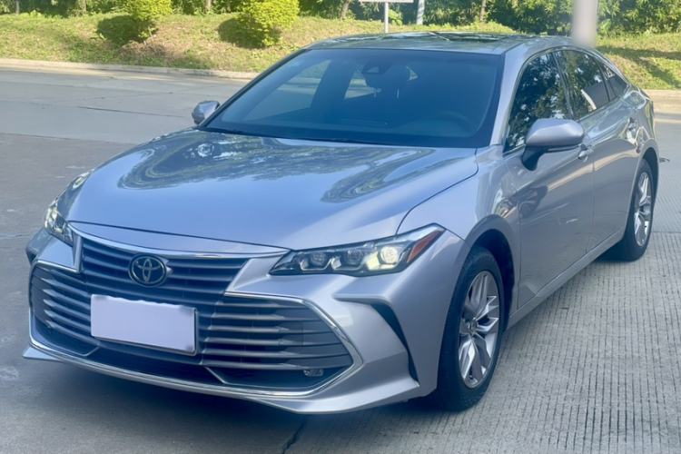 Used Toyota Avalon 2019 2.0L Ambition Edition China VI