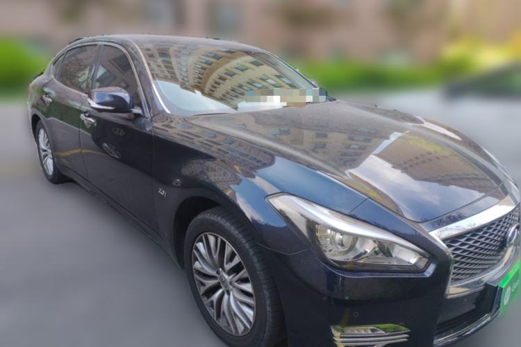 Used Infiniti Q70 2019 Q70L 2.0T Enjoyment Edition PLUS Front Right 45 Deg