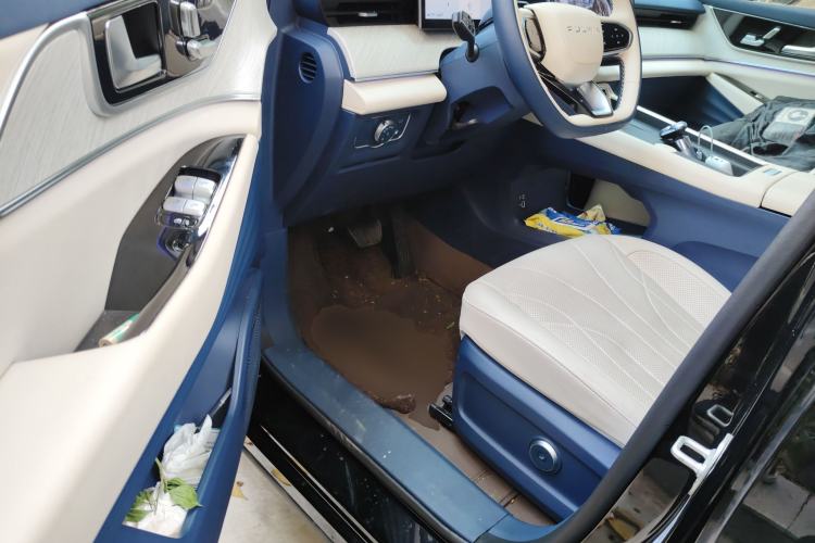 Used Chery Fengyun T9 2024 120 Long-Range Flagship Version 7 Seats Lithium Iron Phosphate