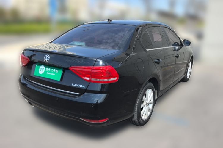 Used Volkswagen Lavida 2015 1.6L Manual Comfort Edition Rear Right 45 Deg