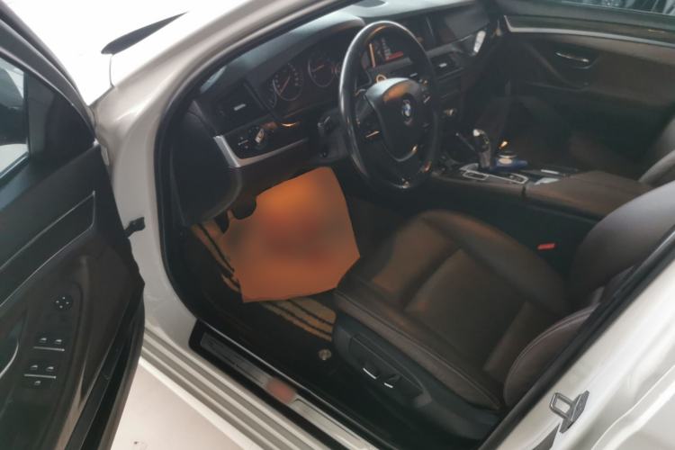 Used BMW 5 Series 2014 525Li Luxury Design Package
