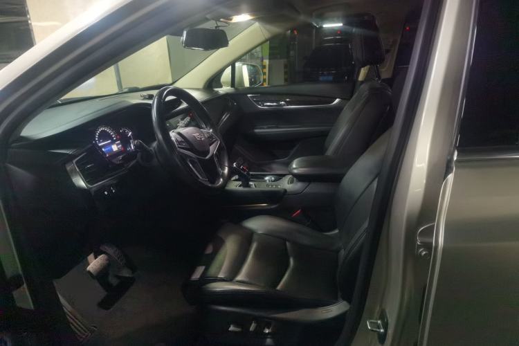 Used Cadillac XT5 2016 28T Four-Wheel Drive Luxury Model