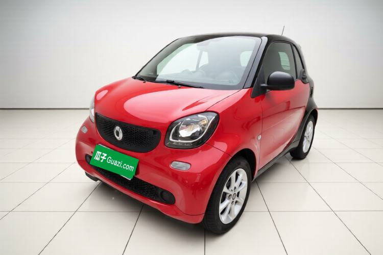 Used smart fortwo 2015 1.0L 52 kW hardtop Dynamic version