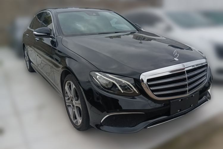 Used Mercedes-Benz E-Class 2016 E 300 L Sporty and Stylish Model Front Right 45 Deg